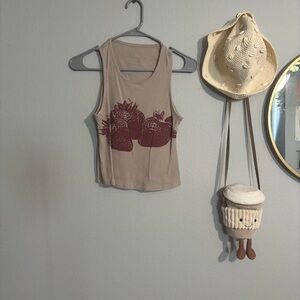 Strawberry Tank